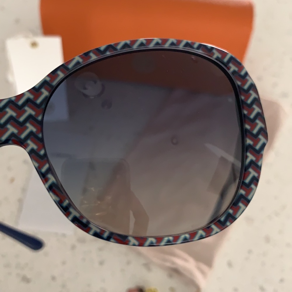 TORY BURCH Authentic T-Zig Zag Print Sunglasses New With Tag - Picture 7 of 16